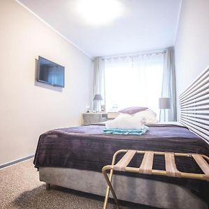 Pokój z łóżkiem king-size